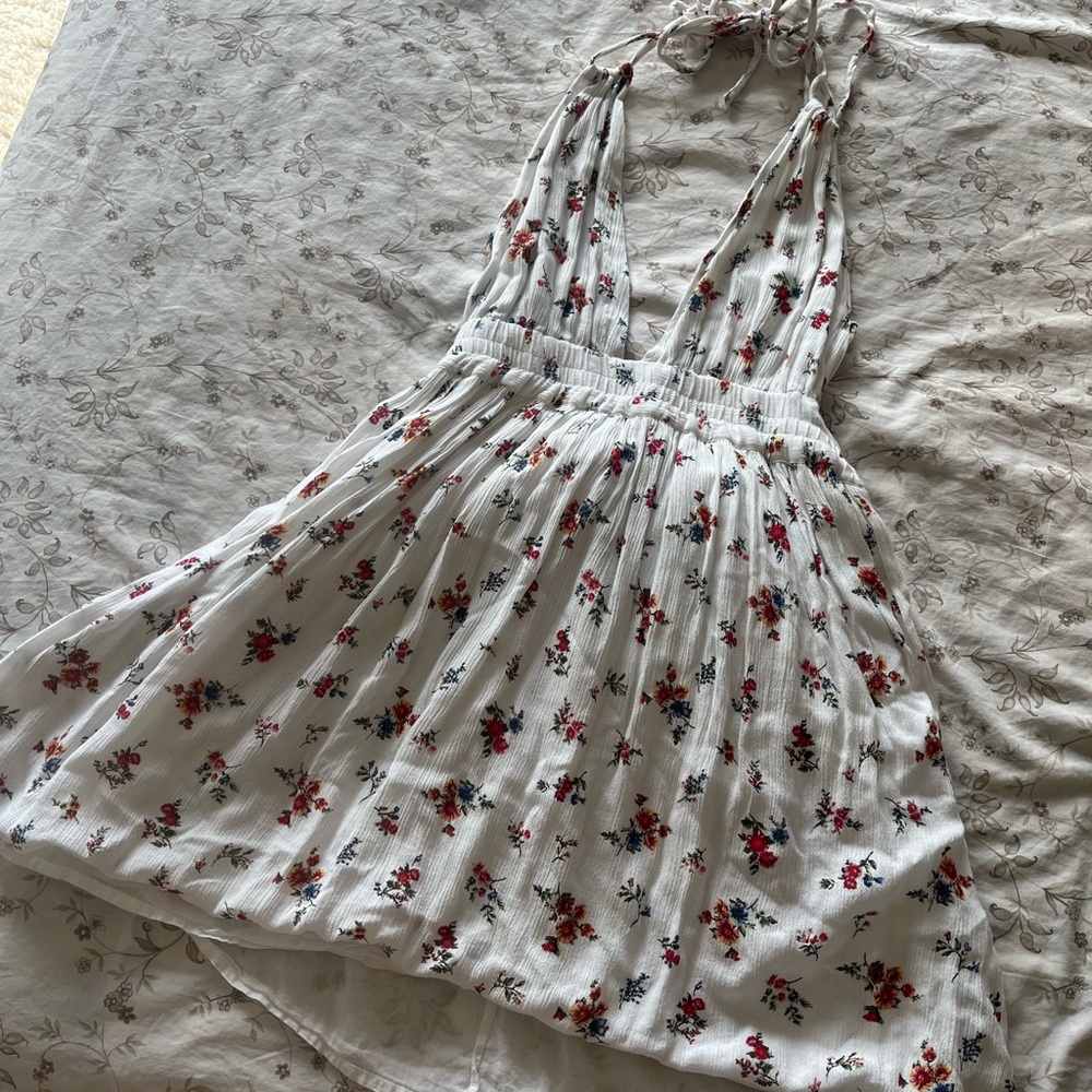Dress - Picture 3 of 4